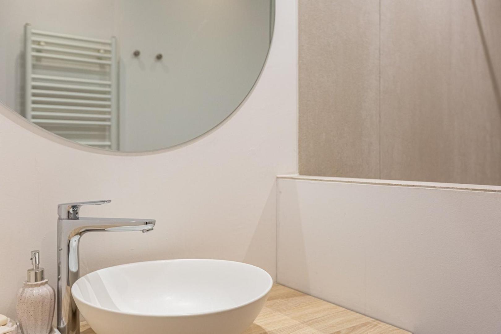 Guestready - Beautiful Flat In Chartrons For 8 Pax * Bordeaux