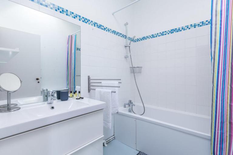 Guestready - Duplex Lumineux Et Spacieux, 7 Personnes *