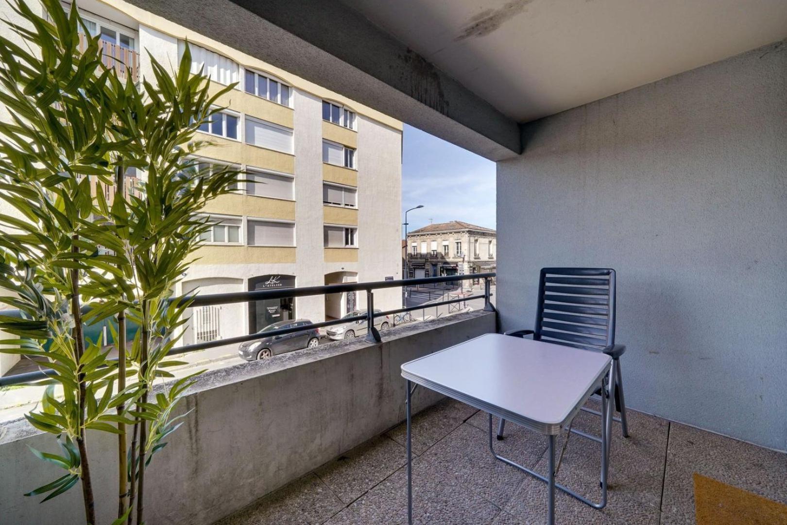 Lovely Flat With Parking Apartamento