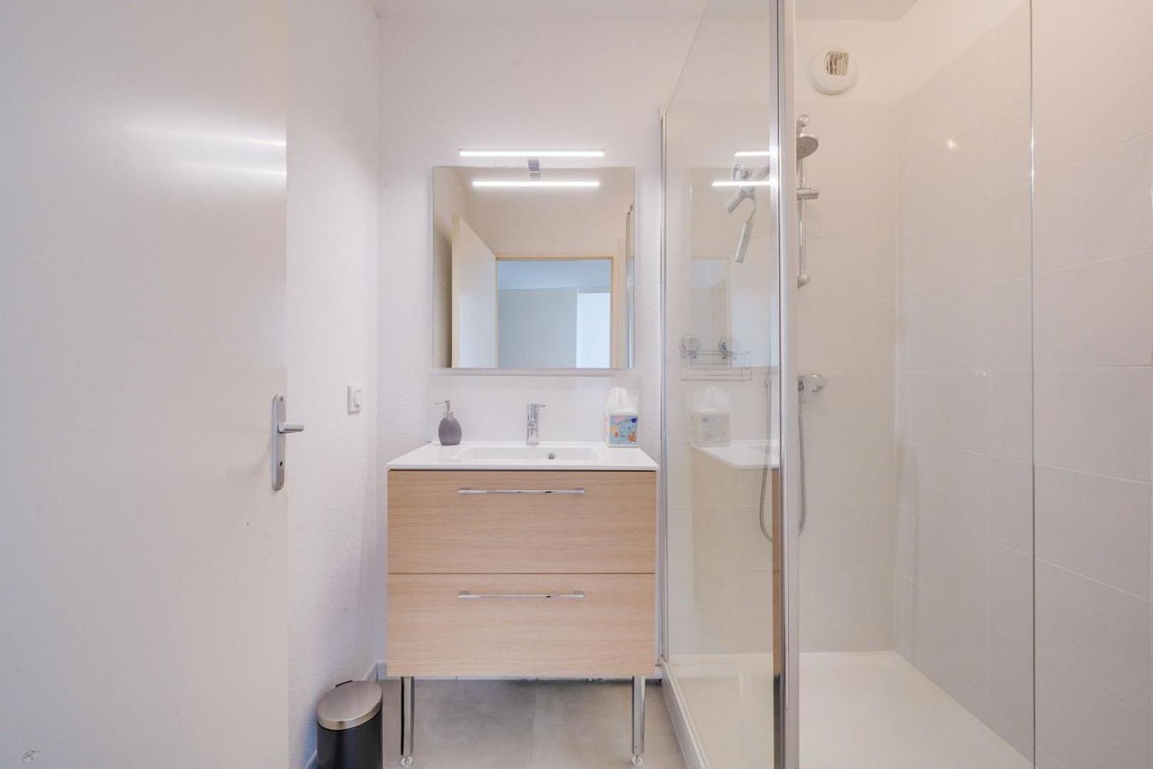 Lovely Flat With Parking Apartamento *