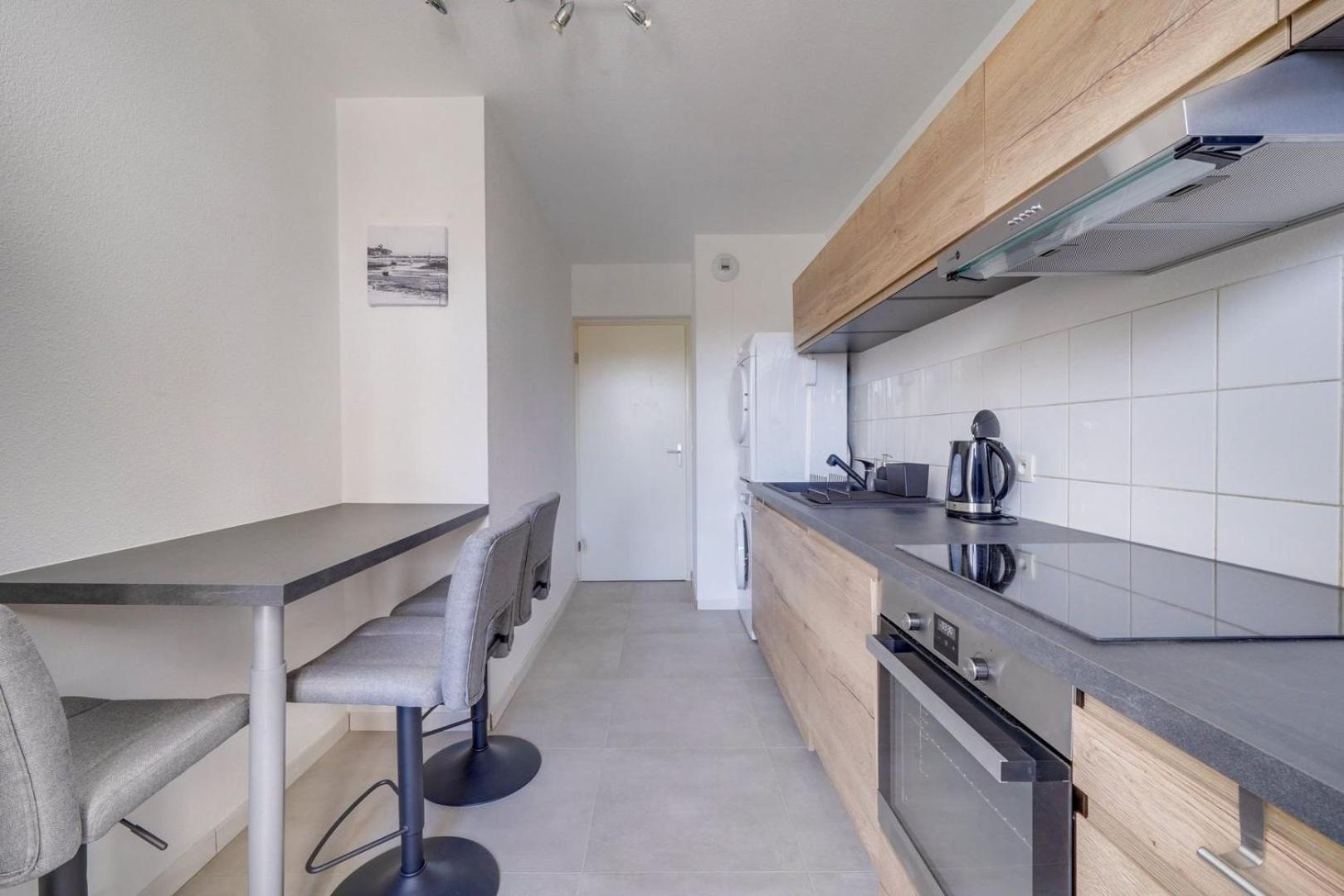 Lovely Flat With Parking Burdeos
