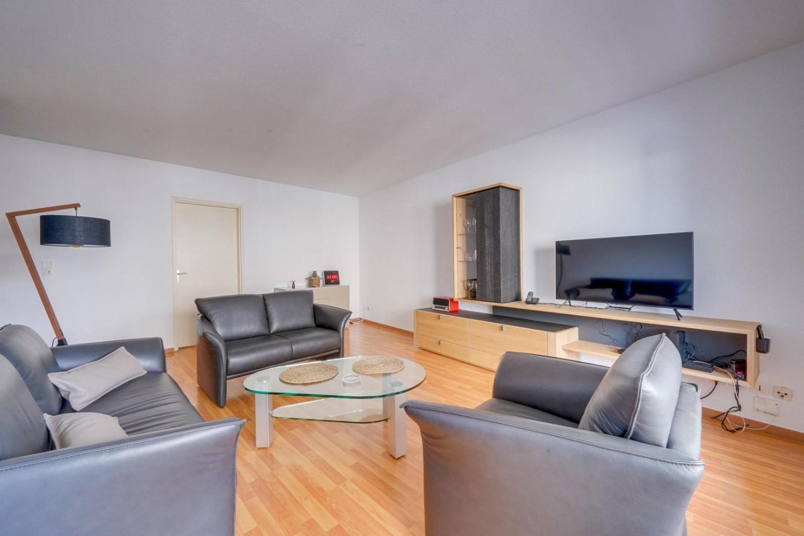 Lovely Flat With Parking * Burdeos