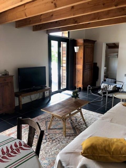 Maison Avec Piscine Quartier Residentiel Сasa de vacaciones Burdeos
