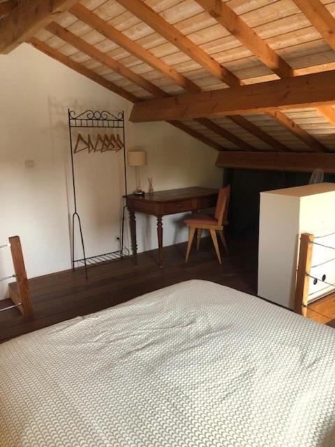 Сasa de vacaciones Maison Avec Piscine Quartier Residentiel Burdeos