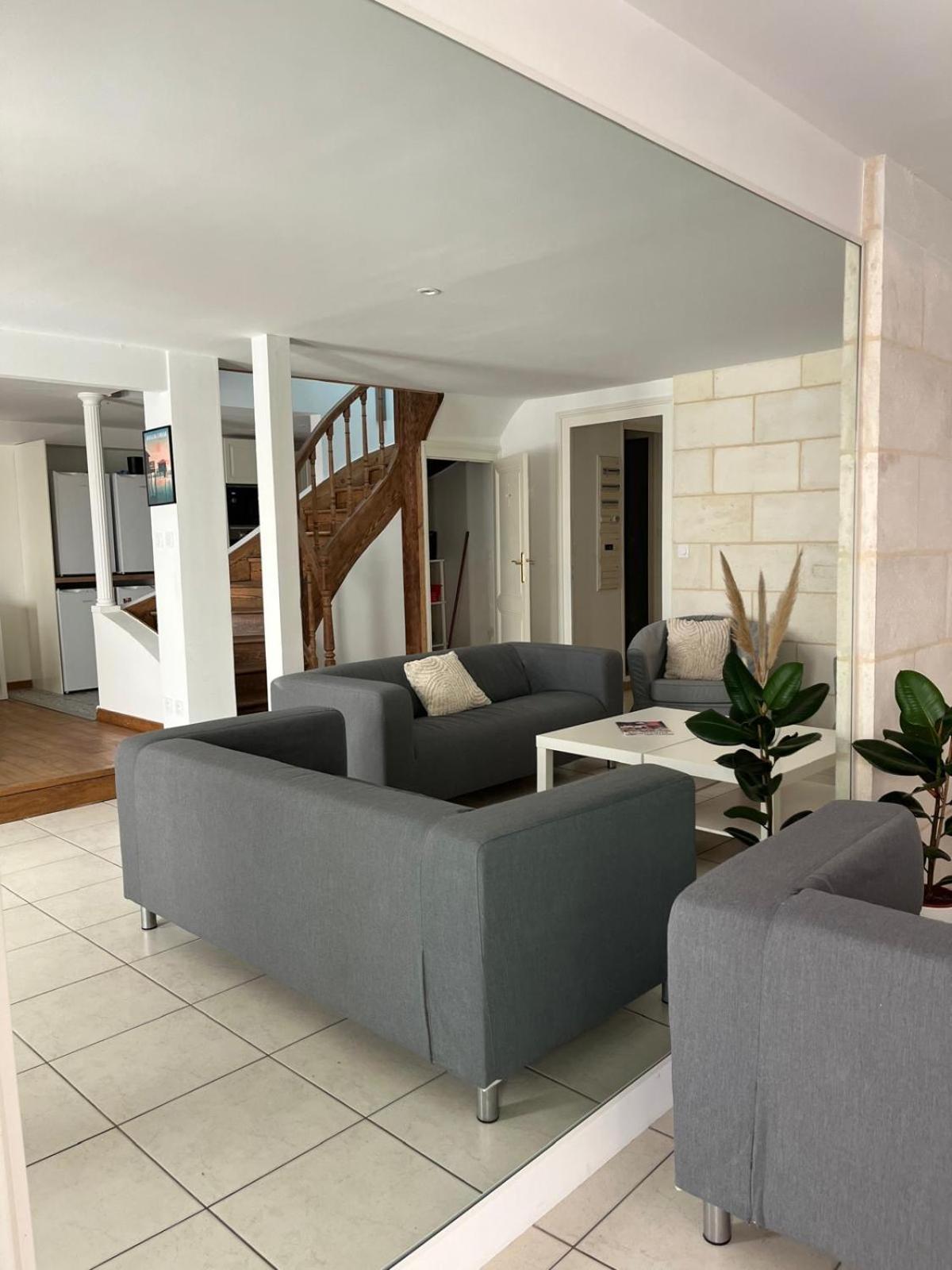 Apartment , Particulier *