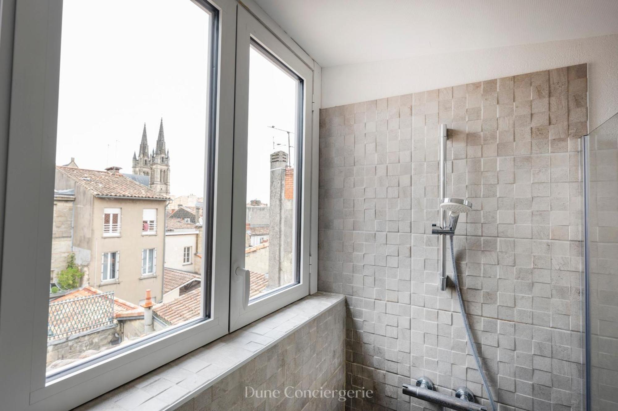 Coeur Des Chartrons Appartement *