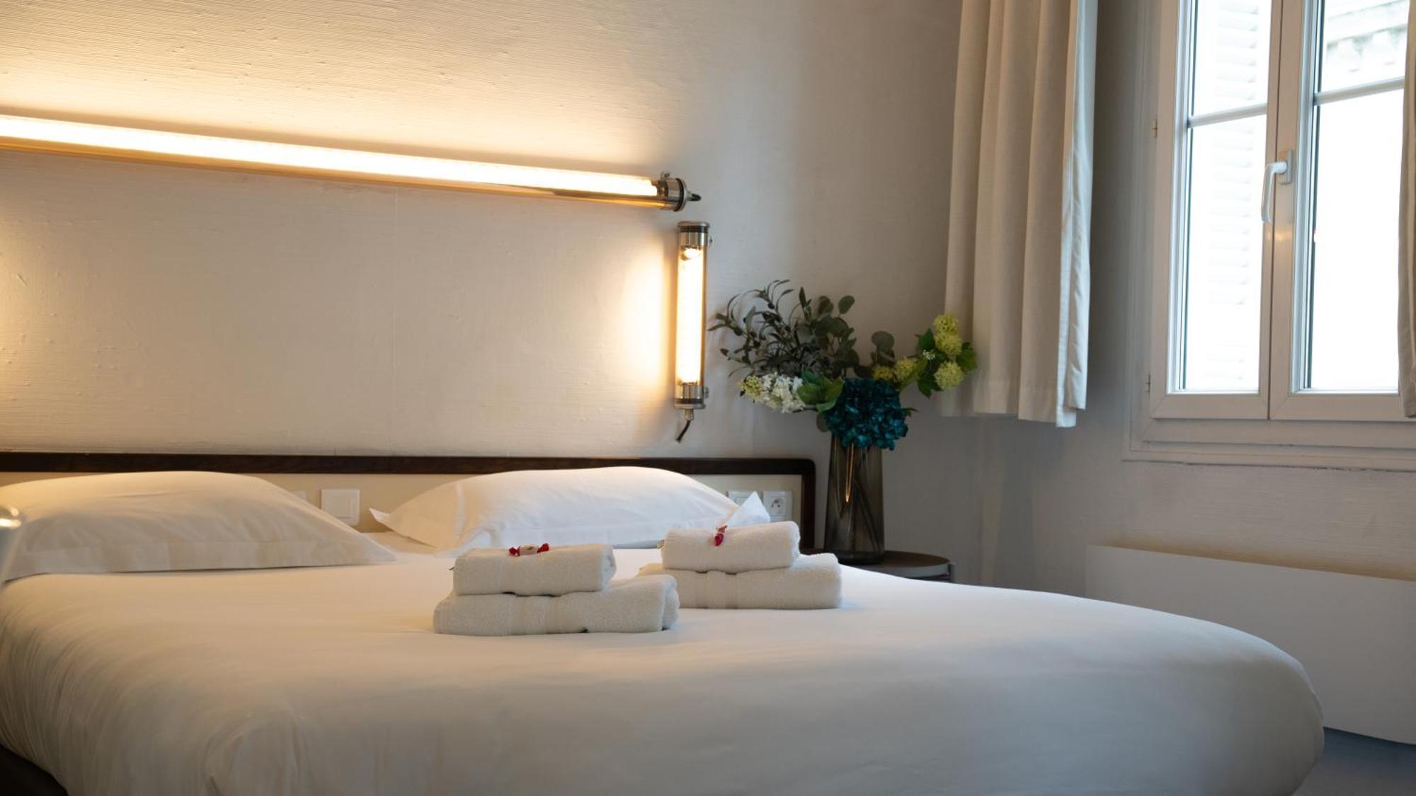 Hotel De France 2*