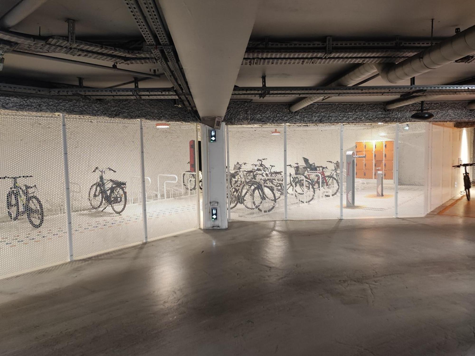 Duplex-terrasse-parking-climatisation Apartment *