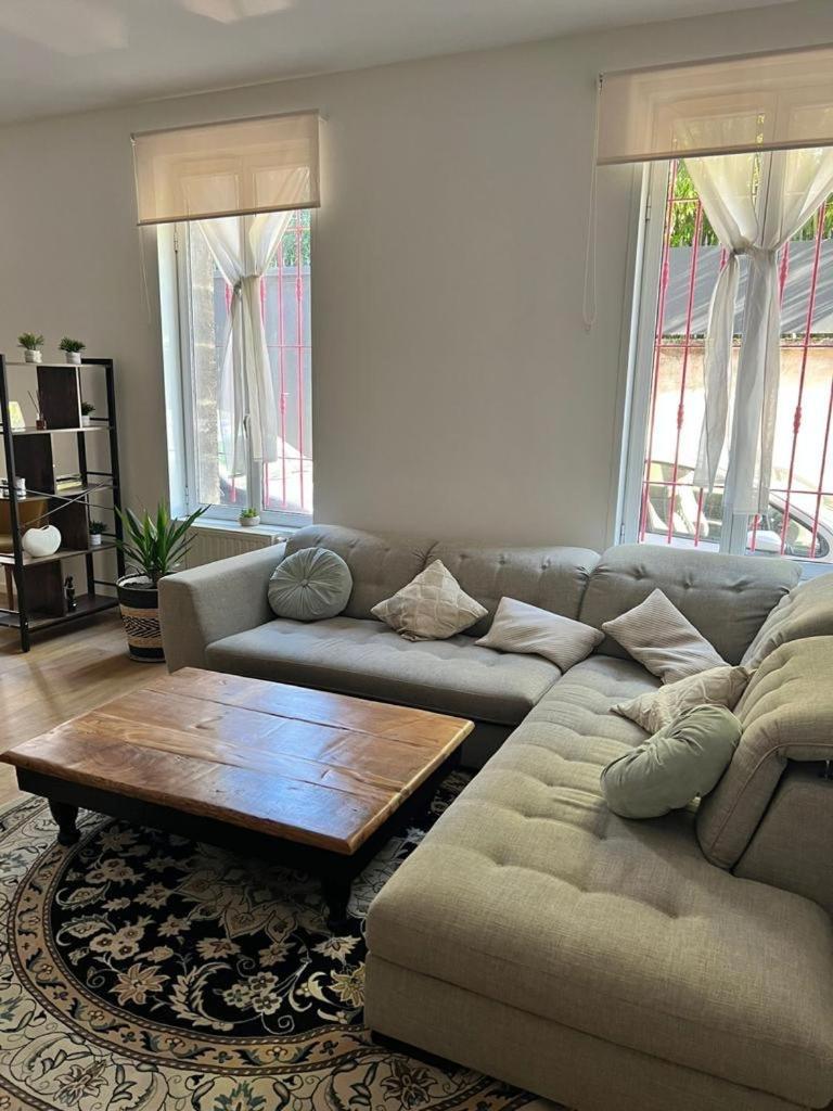 T2 Apartment *
