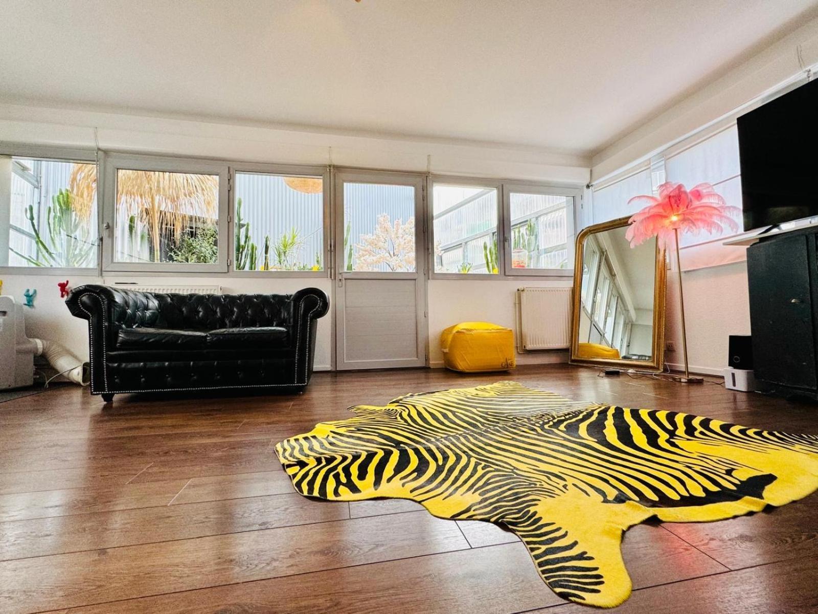 Apartment Loft Atypique13om2-salon De 40m2, Rooftop Et Patio Couvert Dep Tardif 13h-pkg Bordeaux