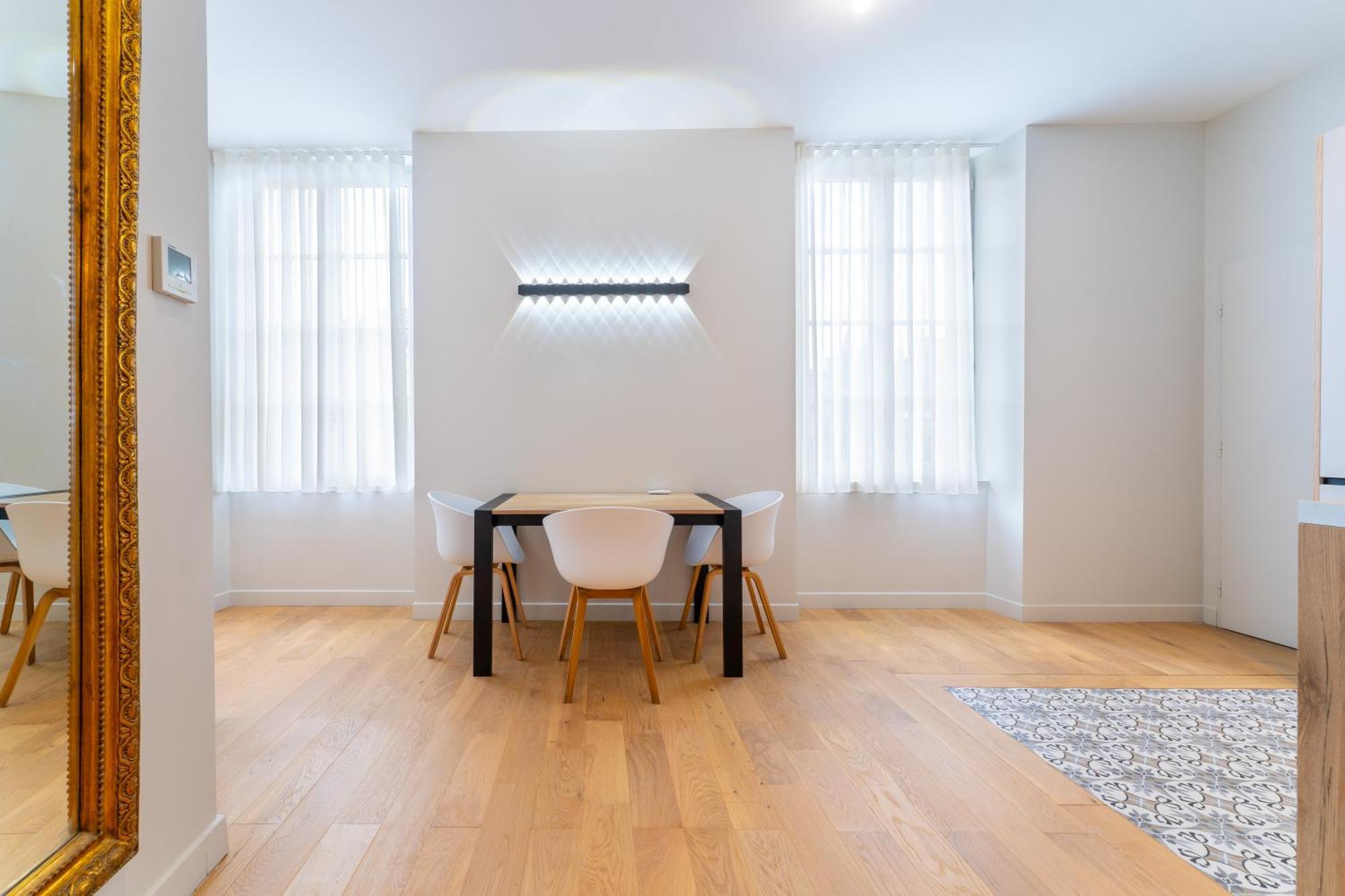 Appartement Charmant Pour 3 Personnes Au Coeur De Bordeaux