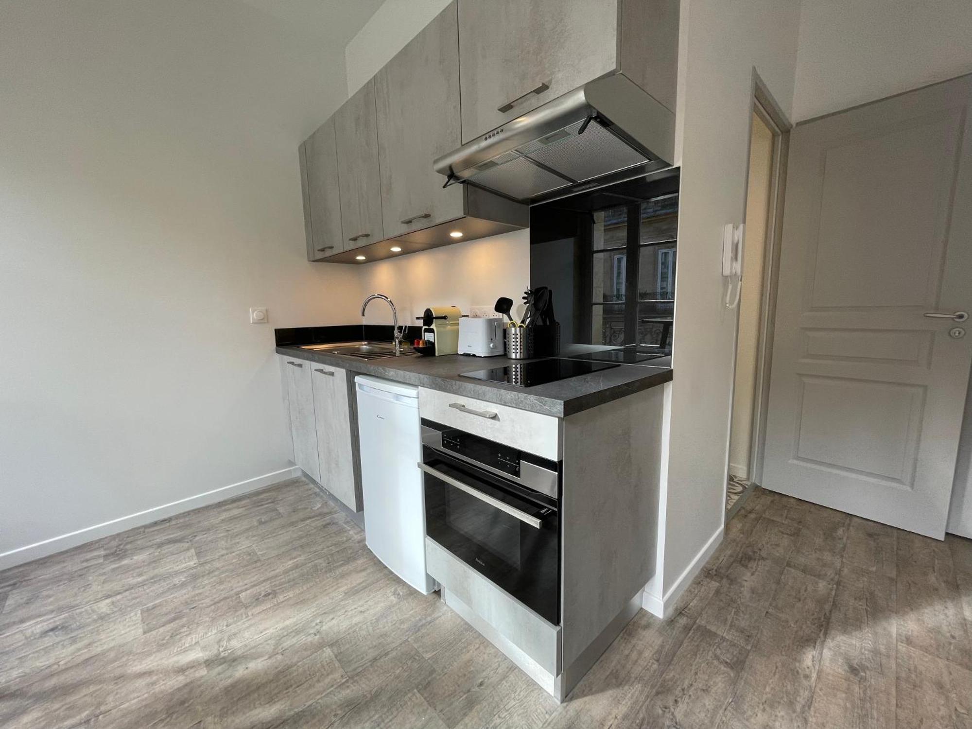 Apartment Superbe Studio Avec Climatisation Et Belle Pierre Pour 2 Personnes Bordeaux