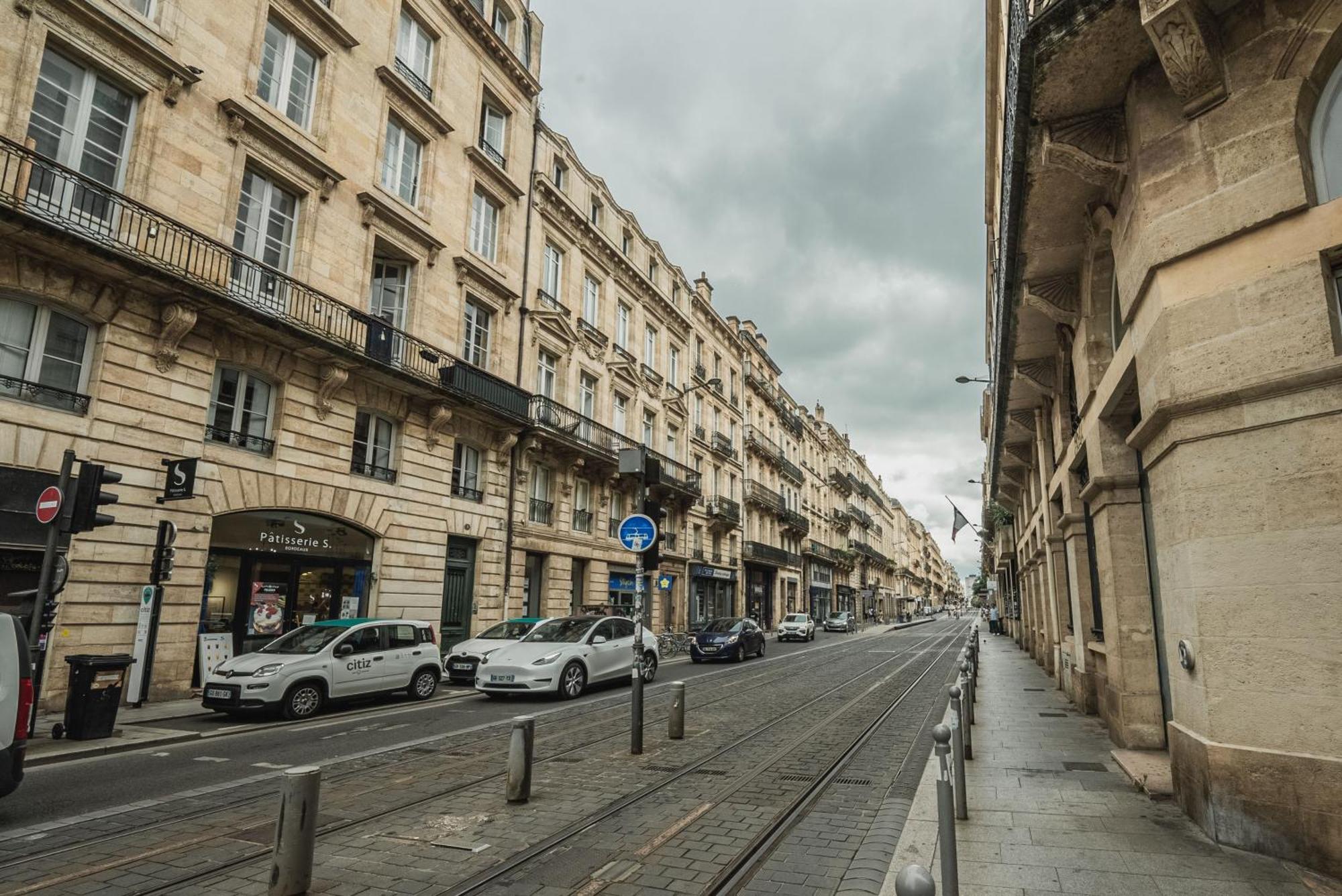 Bel Renove - Place Du Palais Avec Parking