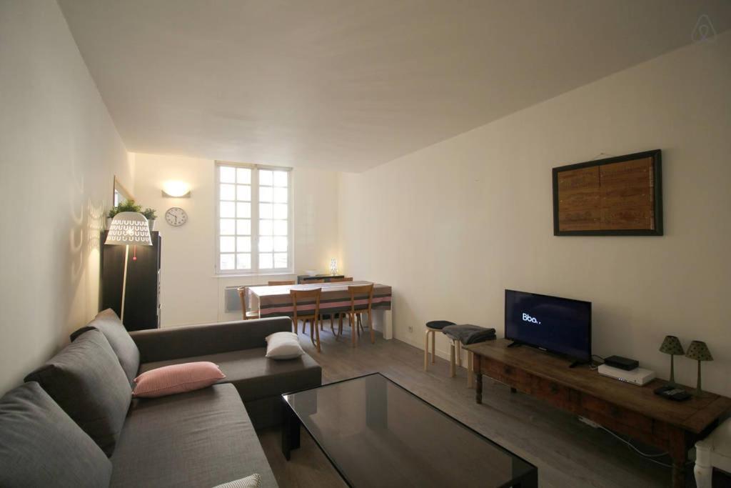 2 En Hyper Centre Avec Balcon