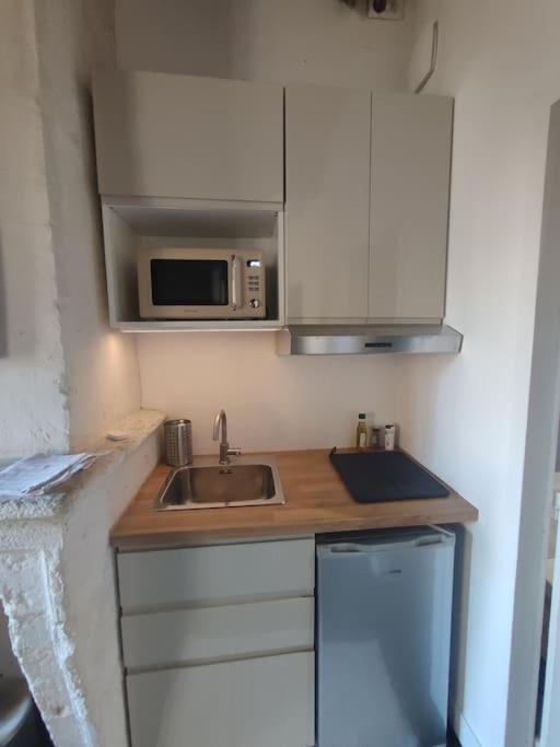 Etage 2 Sur Cour Aux Chartrons Avec Climatisation Bordeaux