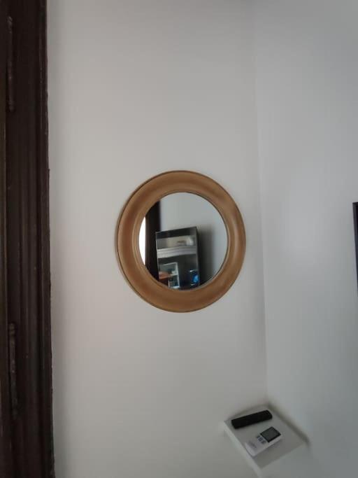 Etage 2 Sur Cour Aux Chartrons Avec Climatisation Apartment *