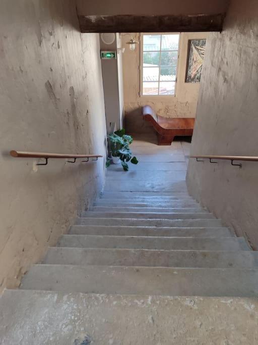 Apartment Etage 2 Sur Cour Aux Chartrons Avec Climatisation