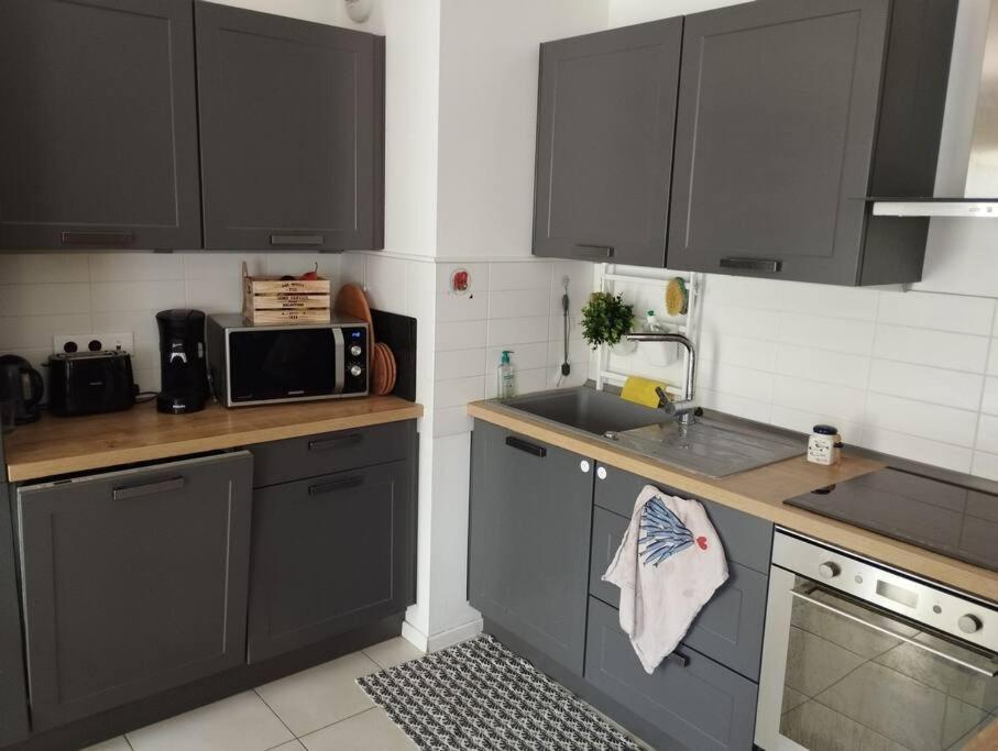 Proche Cite Du Vin - Ideal Famille - Parking Prive Apartment