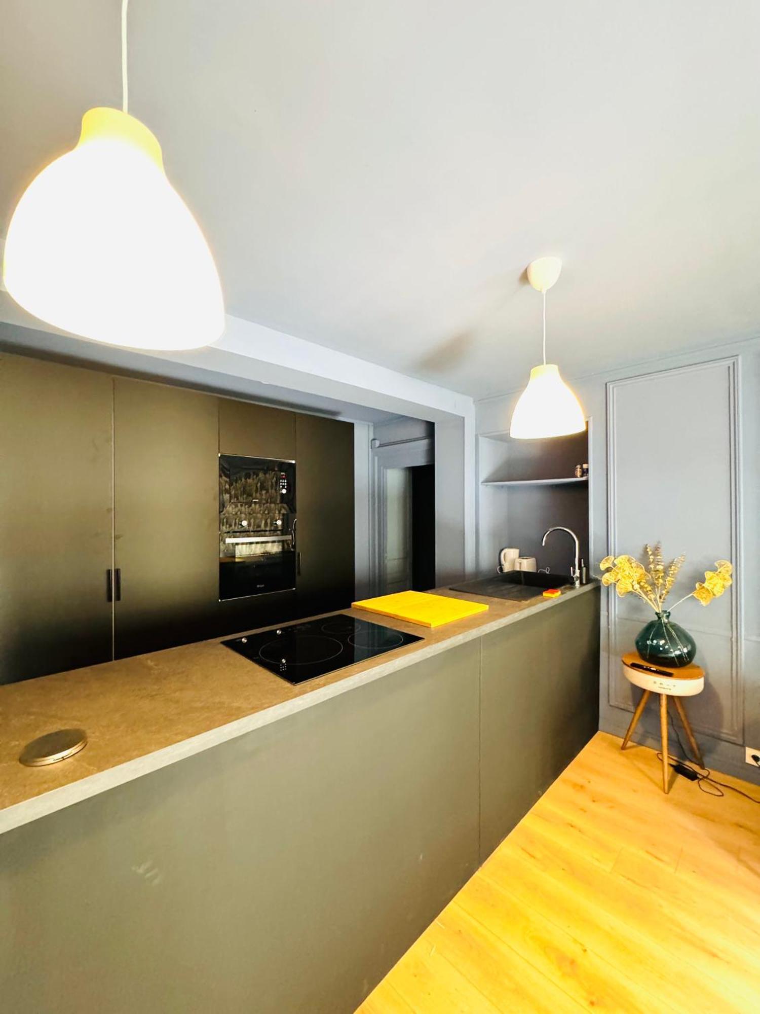 Apartment Design And Luxe Hyper Centre *