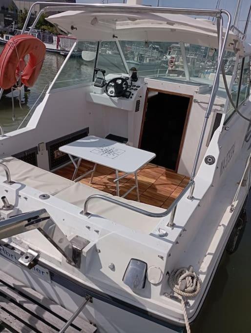 Nuit Insolite Sur Un Bateau Au Coeur De * Bordeaux