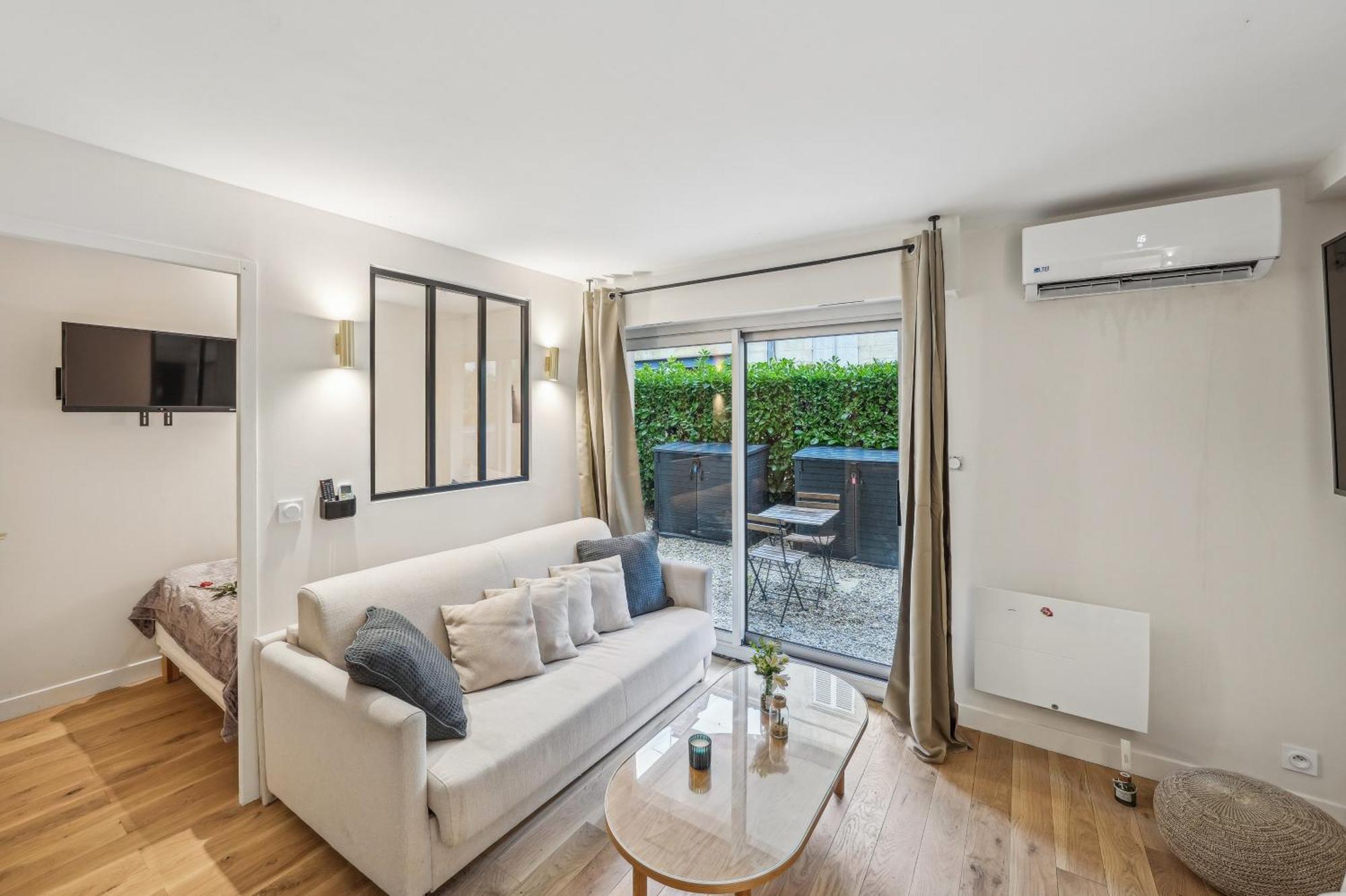 Lavie Maison Balneo Garden Flat Bordeaux