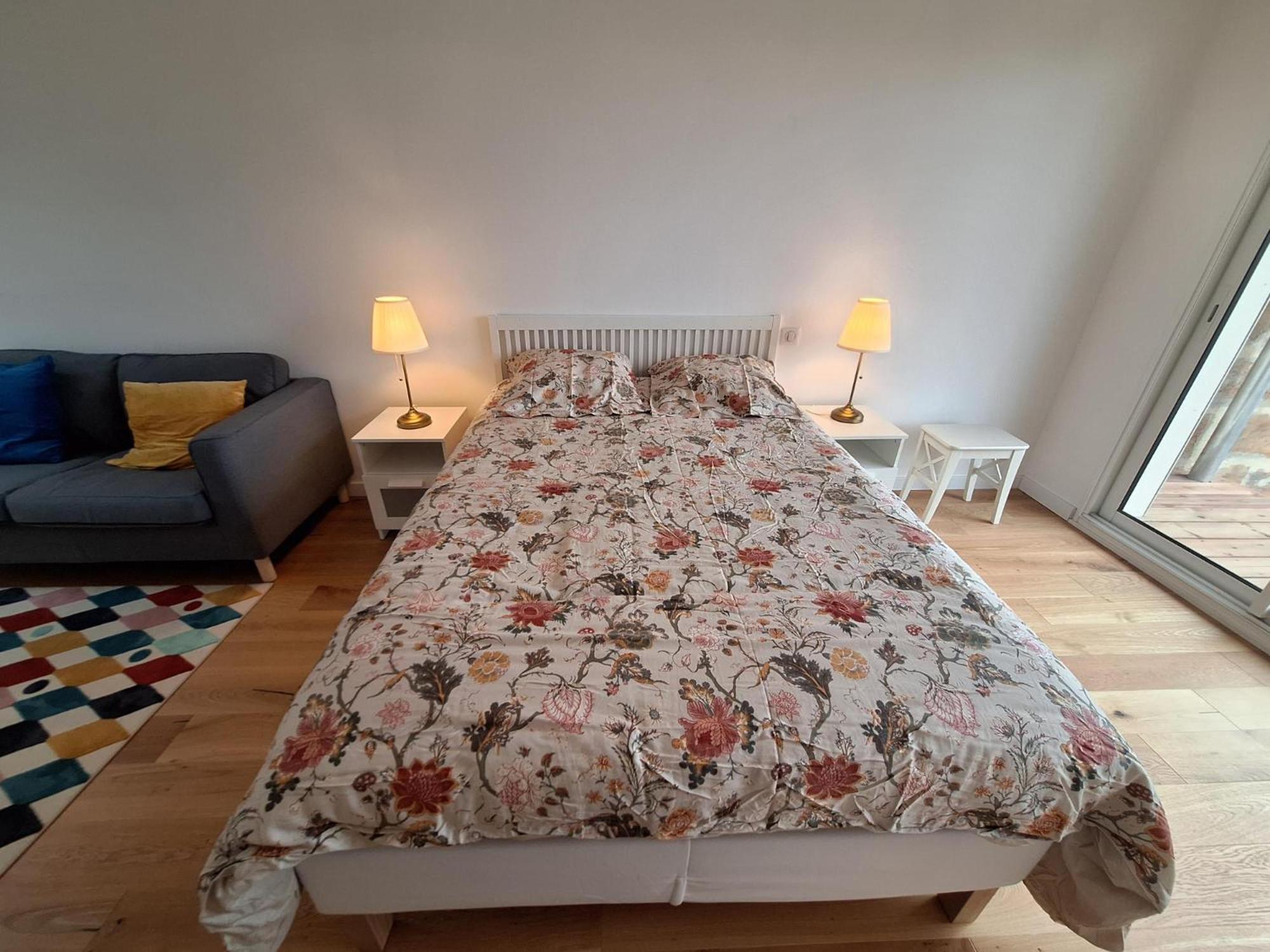 1 Renovee Balcon Bordeaux