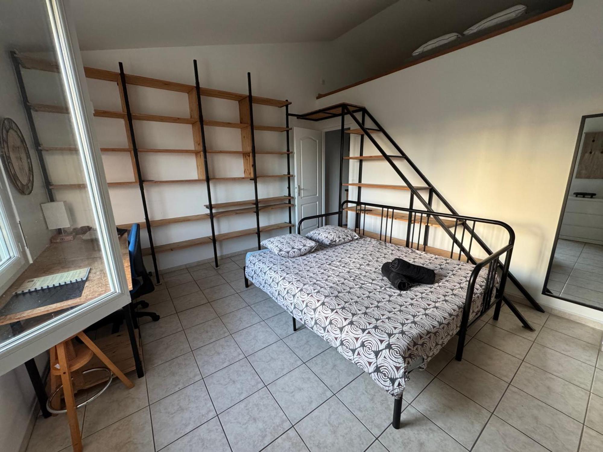 Bed To Rent - Maison Calme Avec Jacuzzi Sous Supplement Privatunterkunft *