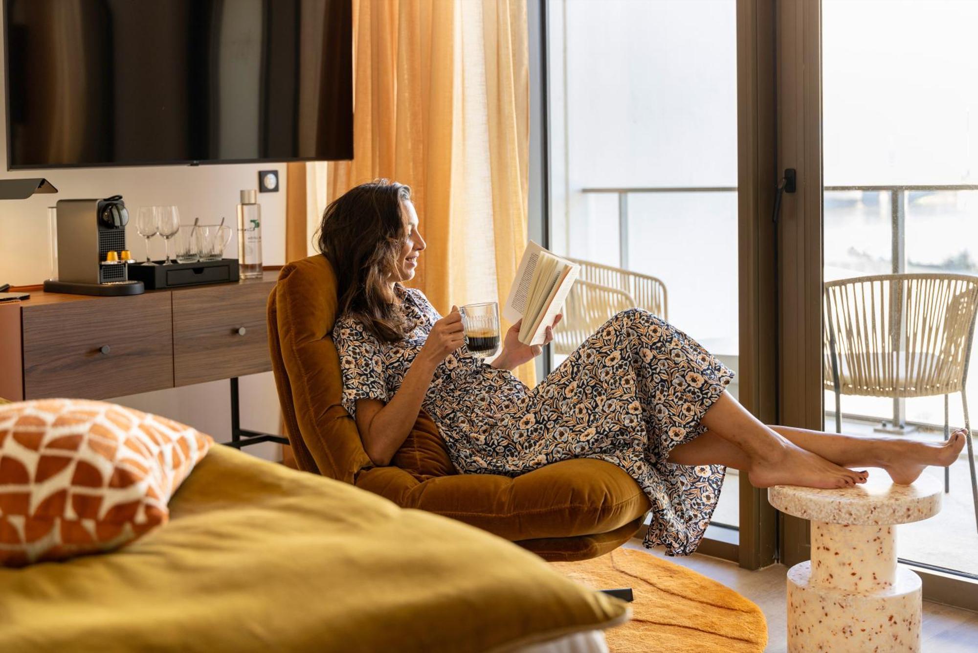56 Hotel 4*