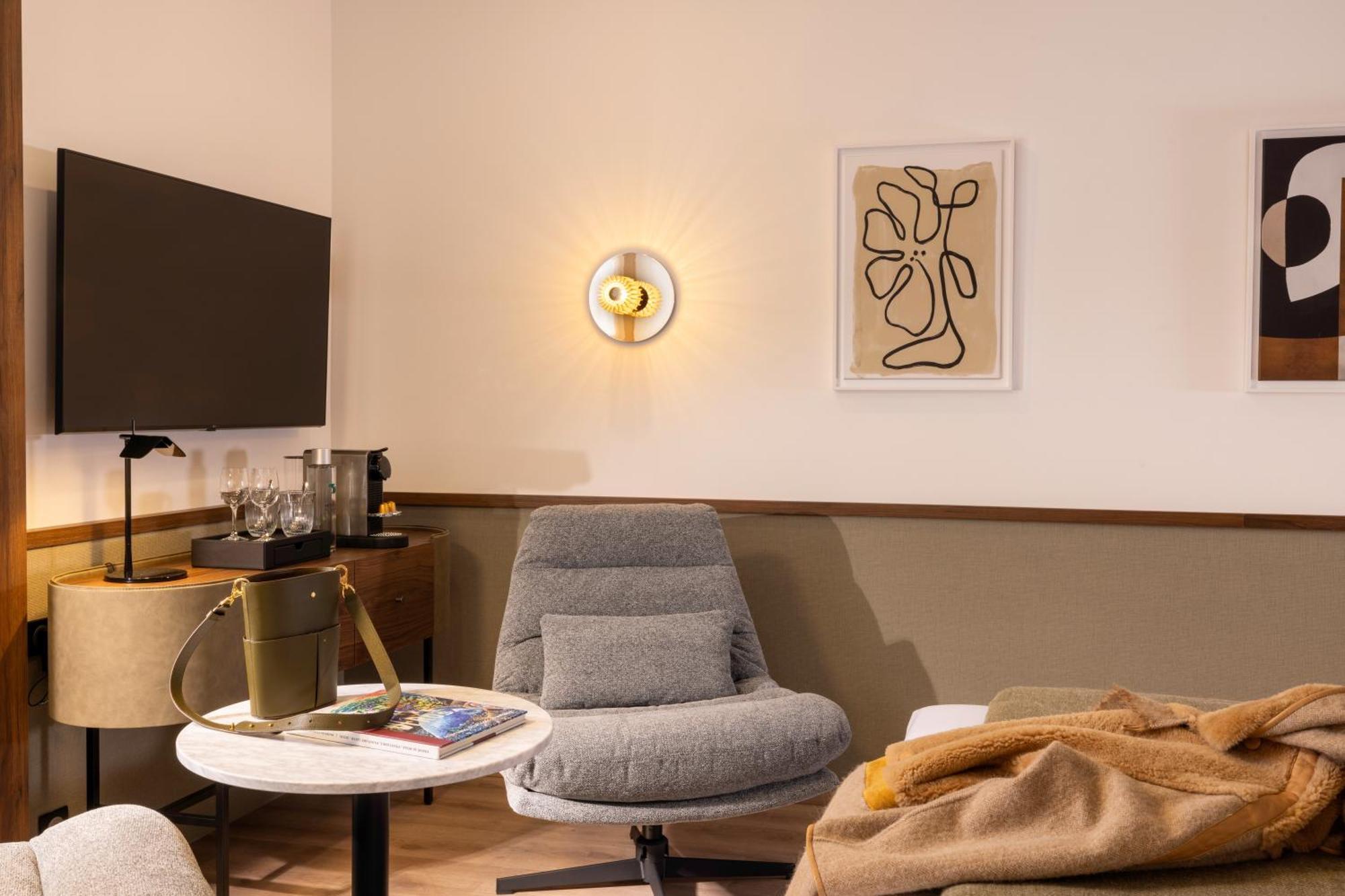 56 Hotel 4*
