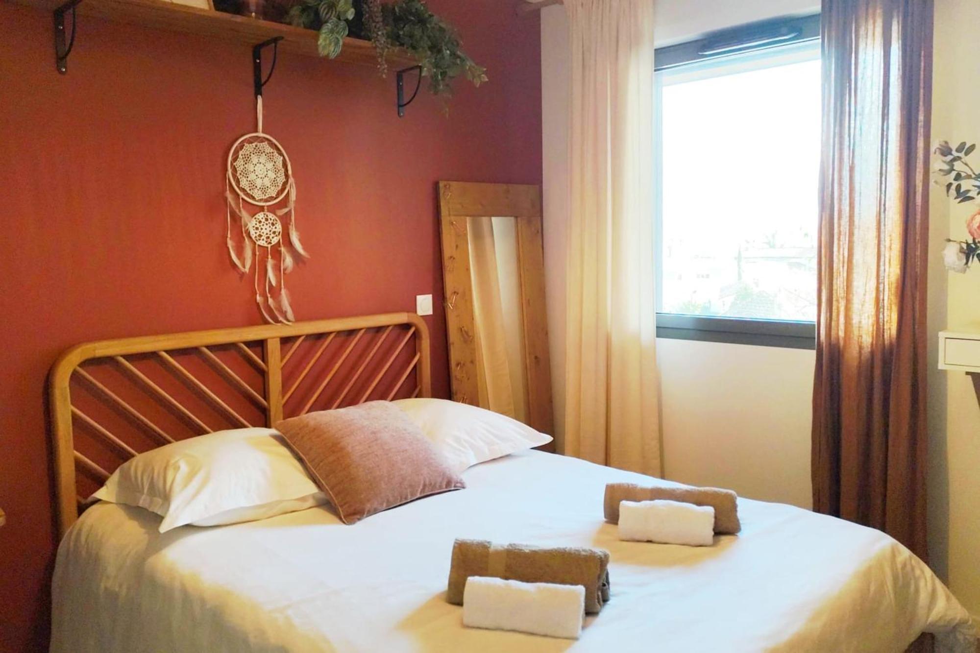 Apartamento Nice 64 M With Balcony Near The Train Station