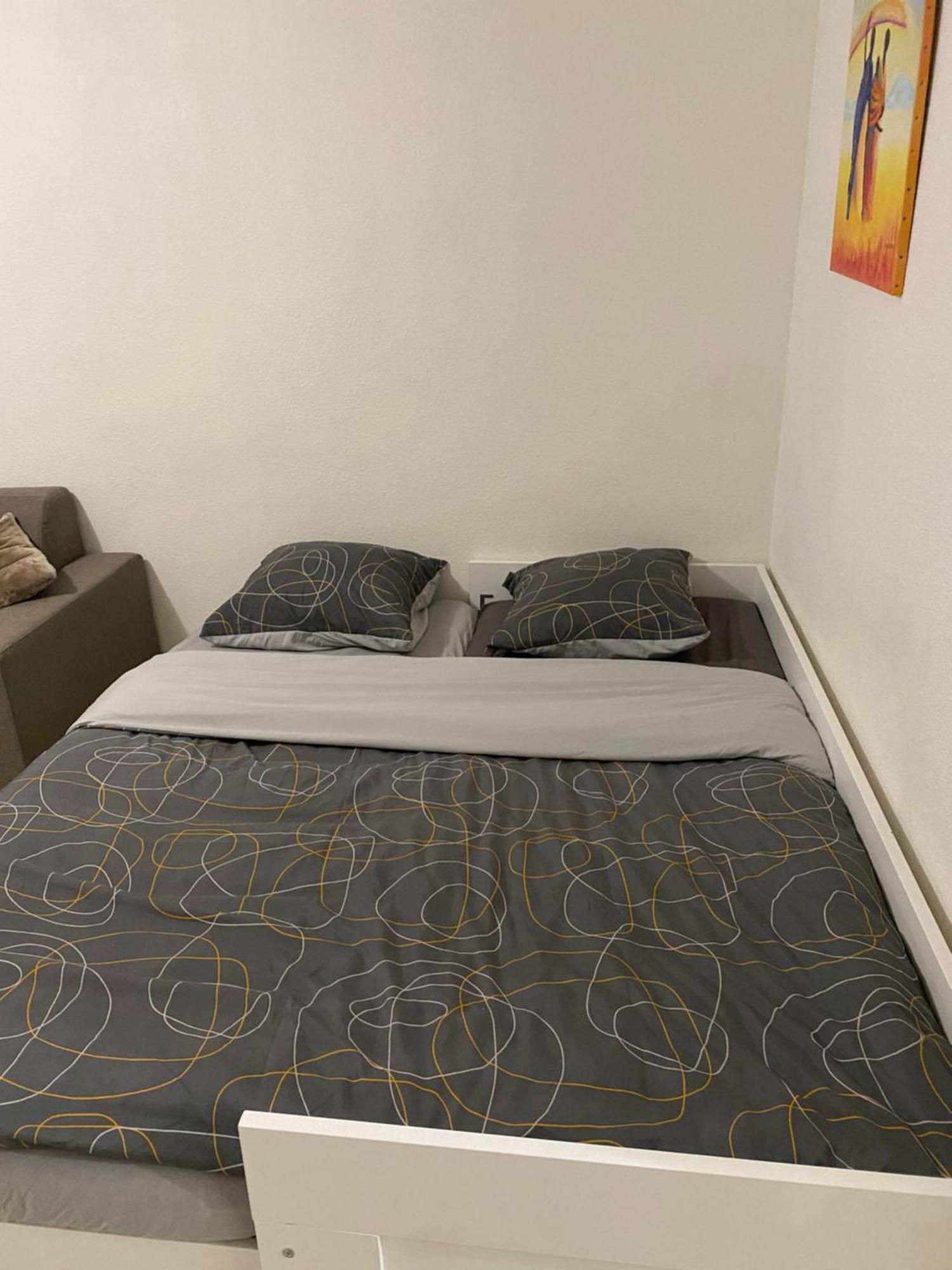 Appartement Une Chambre Apartment *