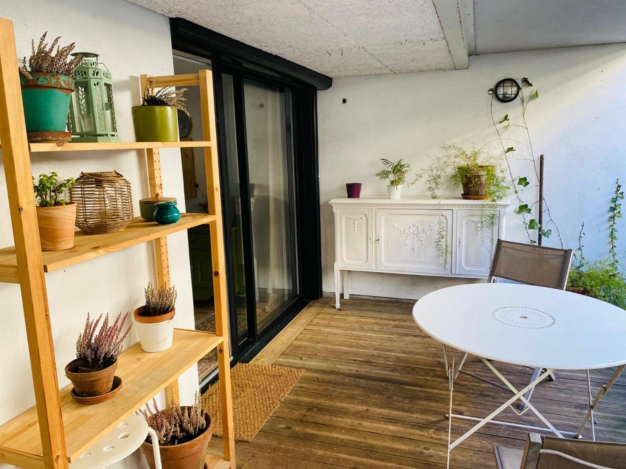 Darwin Sdb Wc Et Terrasse Prives *