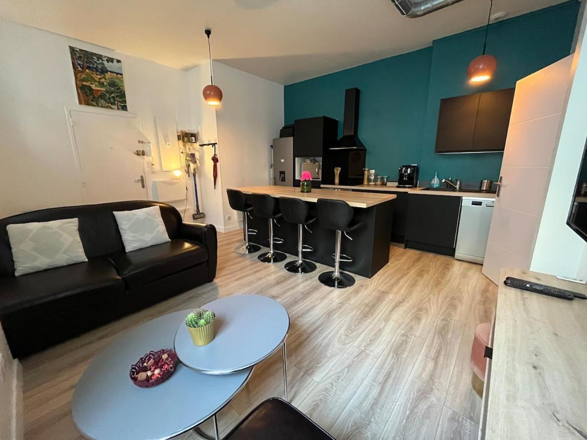 Cosy Au Coeur Des Chartrons Et Des Quais Apartamento *
