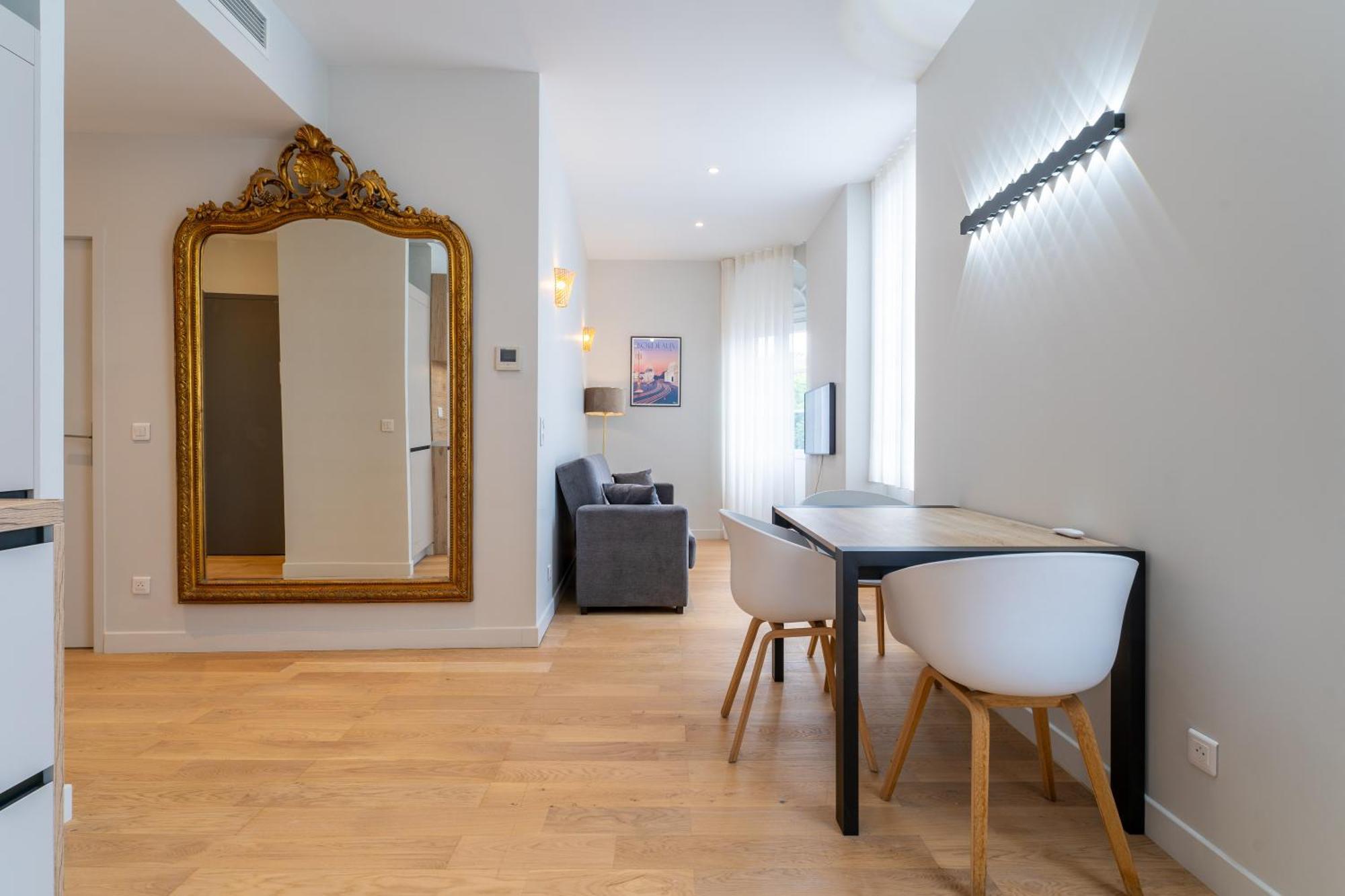 Apartment Pour 4 Au Coeur De *