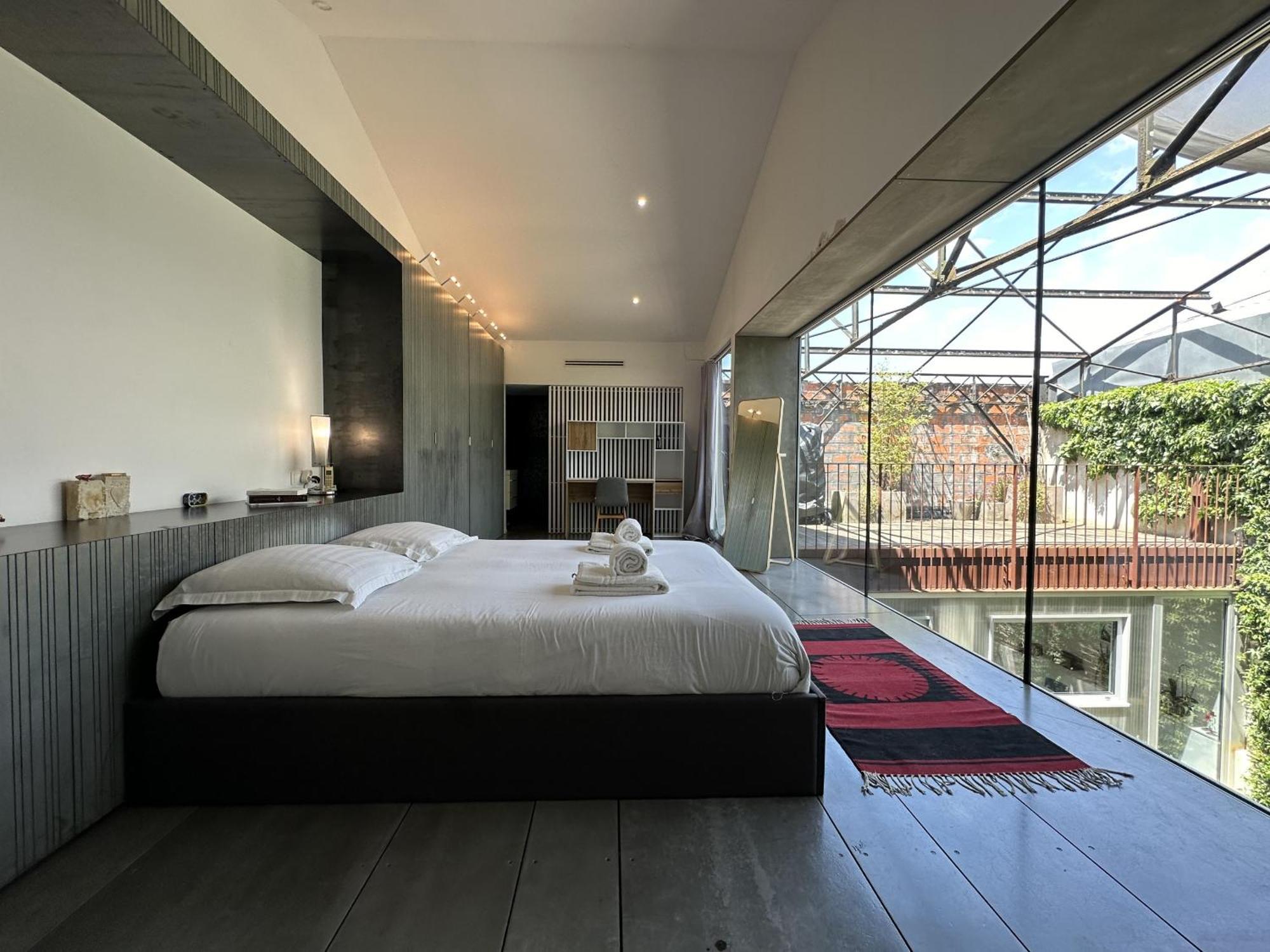 Holiday home Maison Architecte Ancienne Torrefaction De Cafe Bordeaux