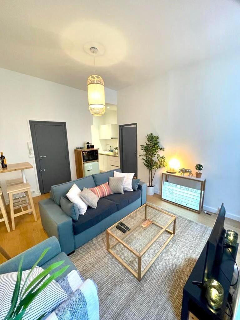 Apartamento Beaux T2 Et T3 Climatises Dans Le Triangle D'or Burdeos