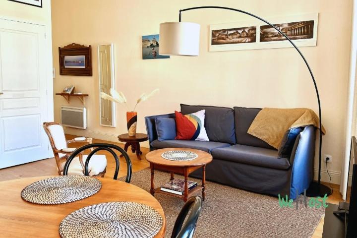 Apartment Attractive T2 Flat On Place De La Bourse Bordeaux