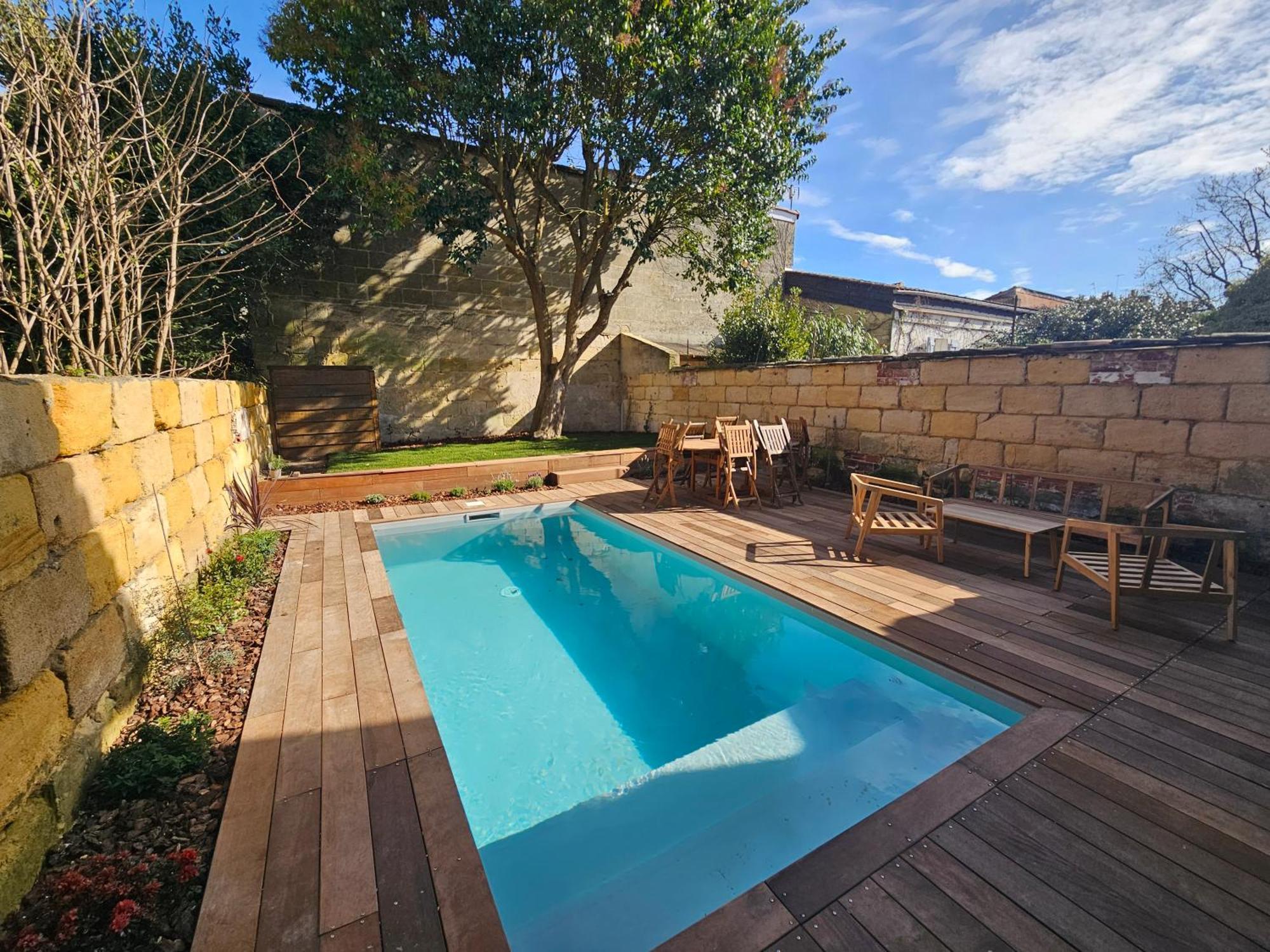 Nomade - Center 180m2, 4 Rooms, Garden & Pool * Bordeaux