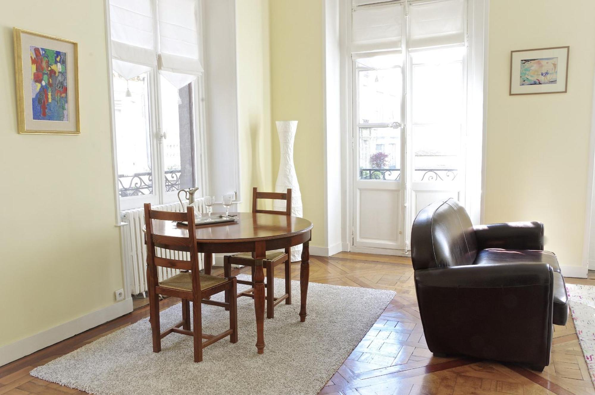 Louis Combes - Localisation Exceptionnelle 1 Parking Apartment *