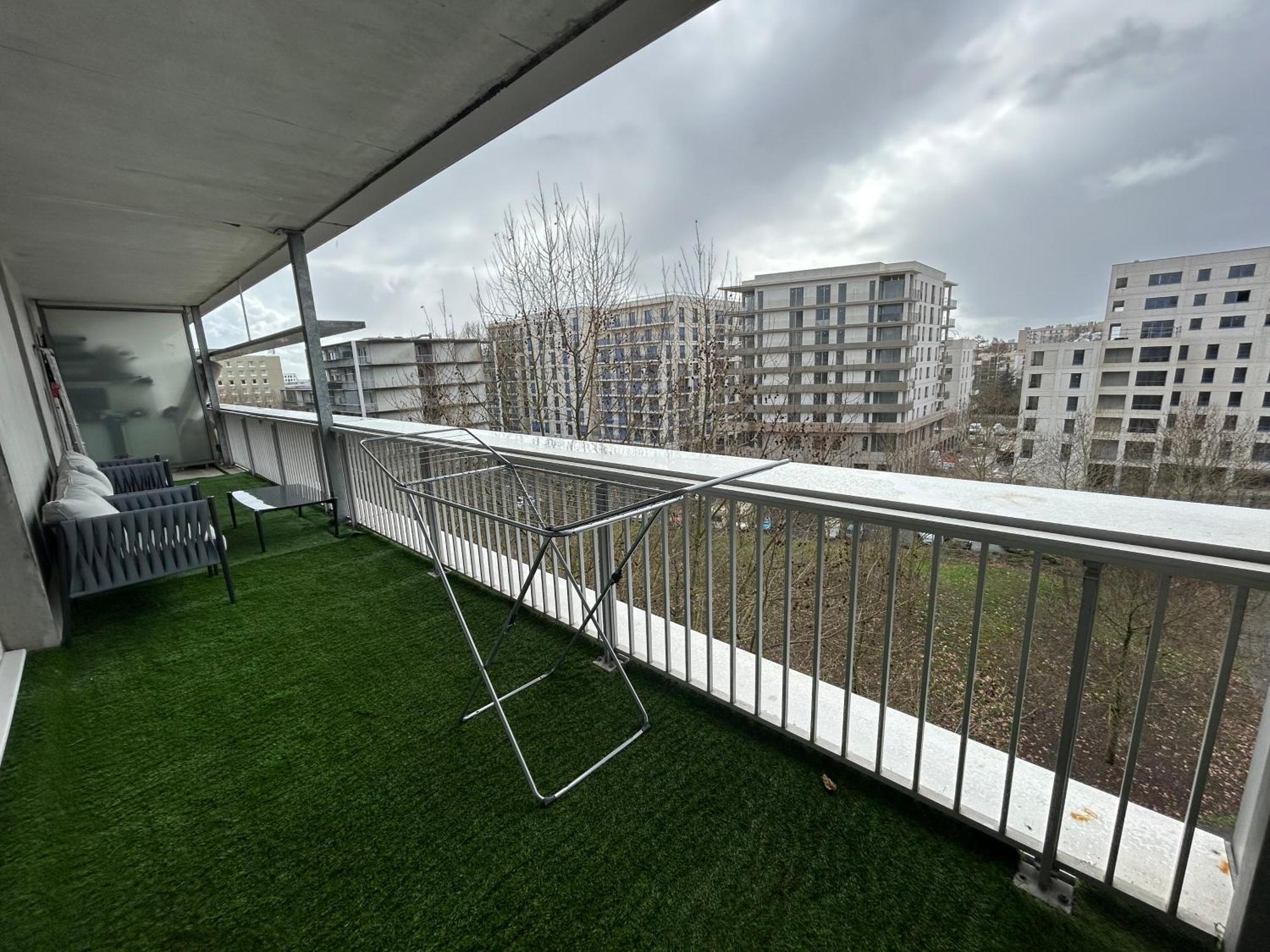Large Bright T4, Tram, Parking Apartment Bordeaux