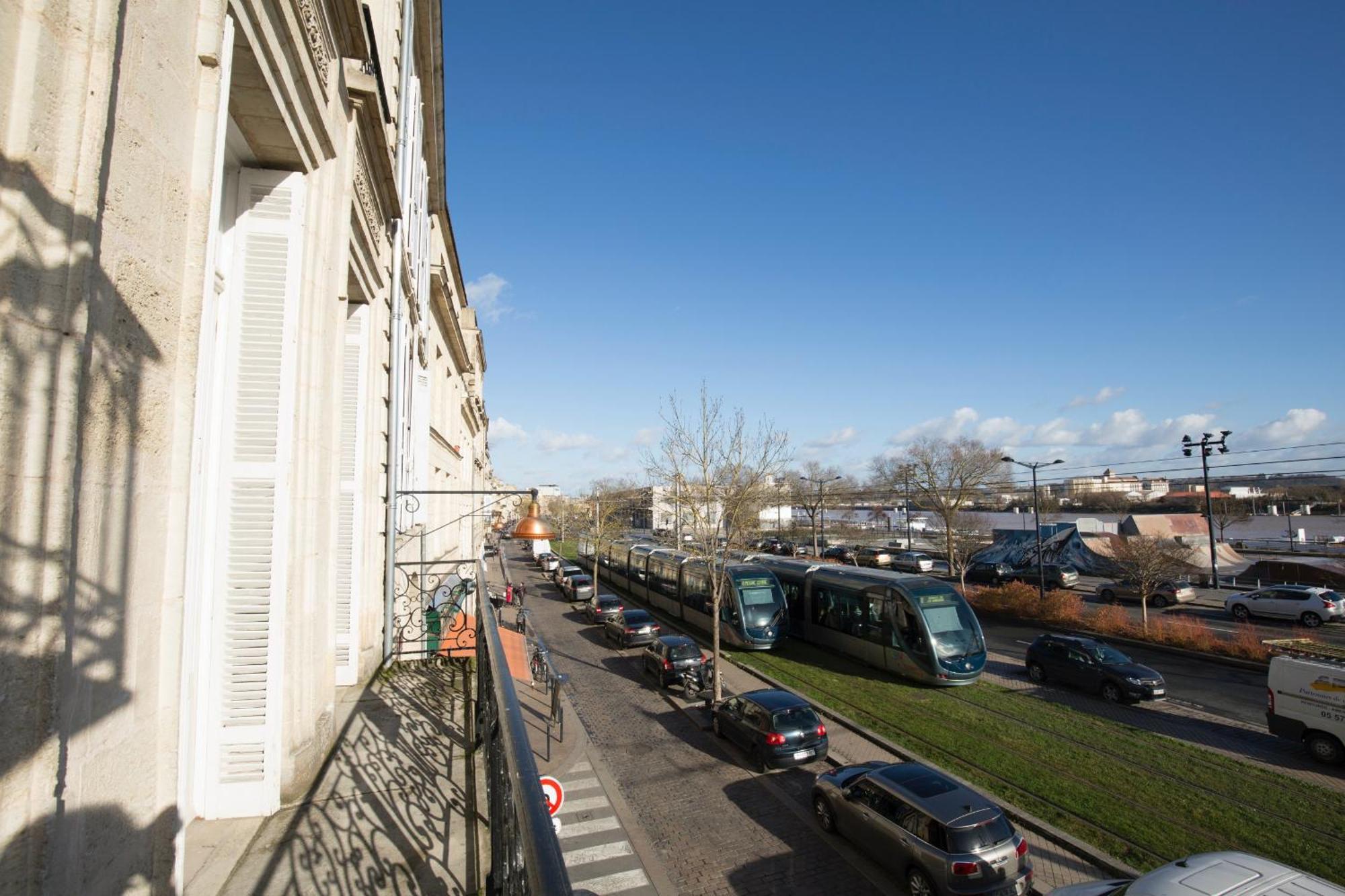 Sur Les Quais De Apartment Bordeaux