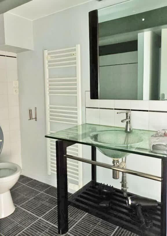 Centre Historique: Duplex Apartment