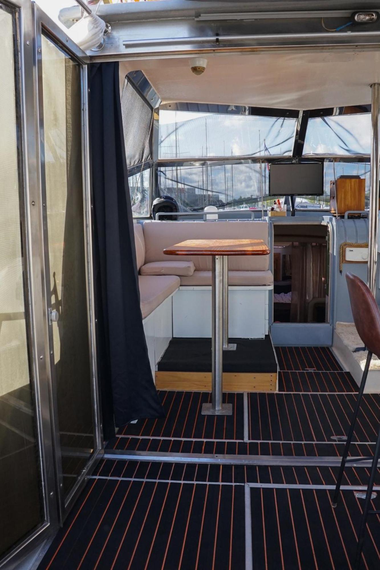 Bateau Cocoon En Amoureux Bateau-hôtel Bordeaux