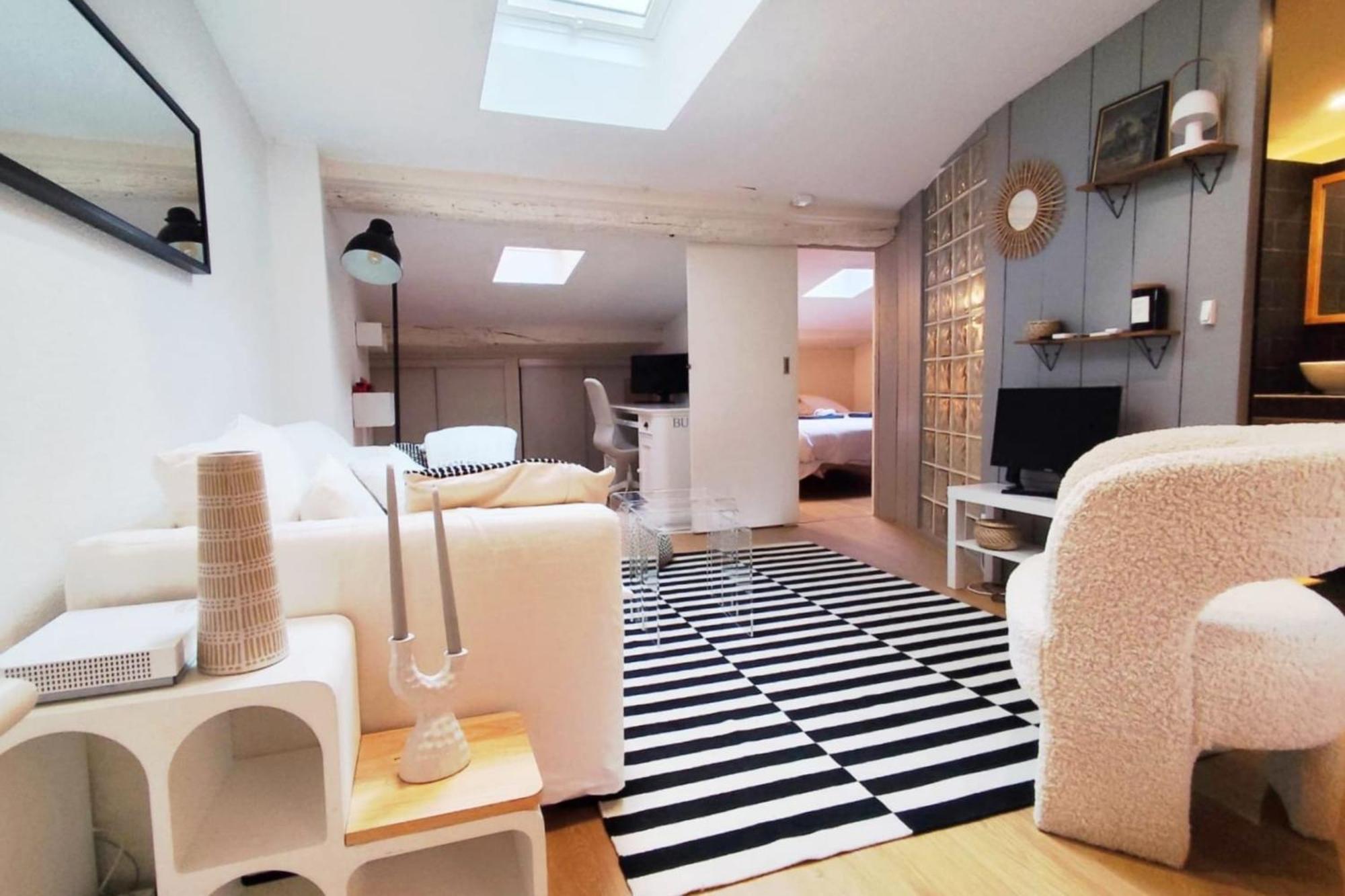 T2 In The Historic Heart Of Appartement *