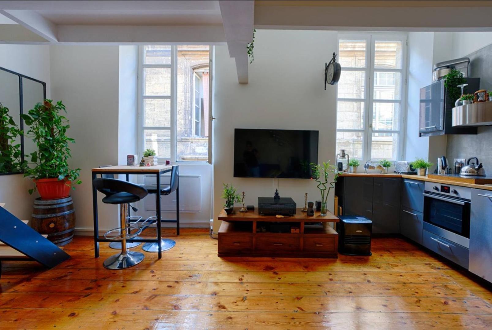 Jolie Duplex Au Coeur De Saint Michel *