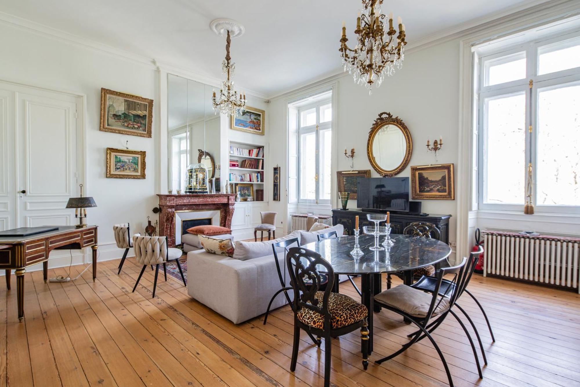 Elegance Et Luxe Au Coeur De Bordeaux-quinconces Bordeaux