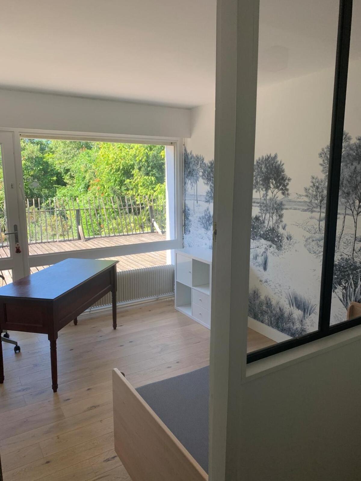 Family In With Large Pool Villa *