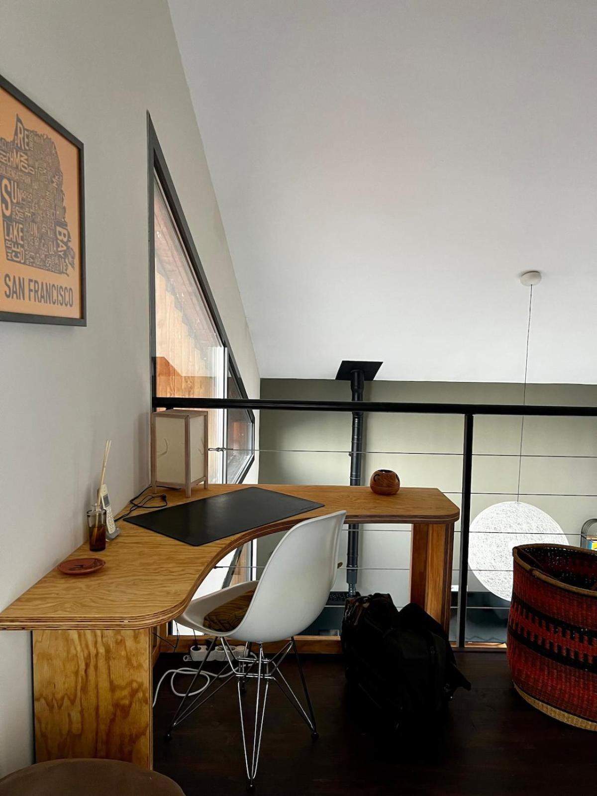Beautiful Loft Cite Du Vin