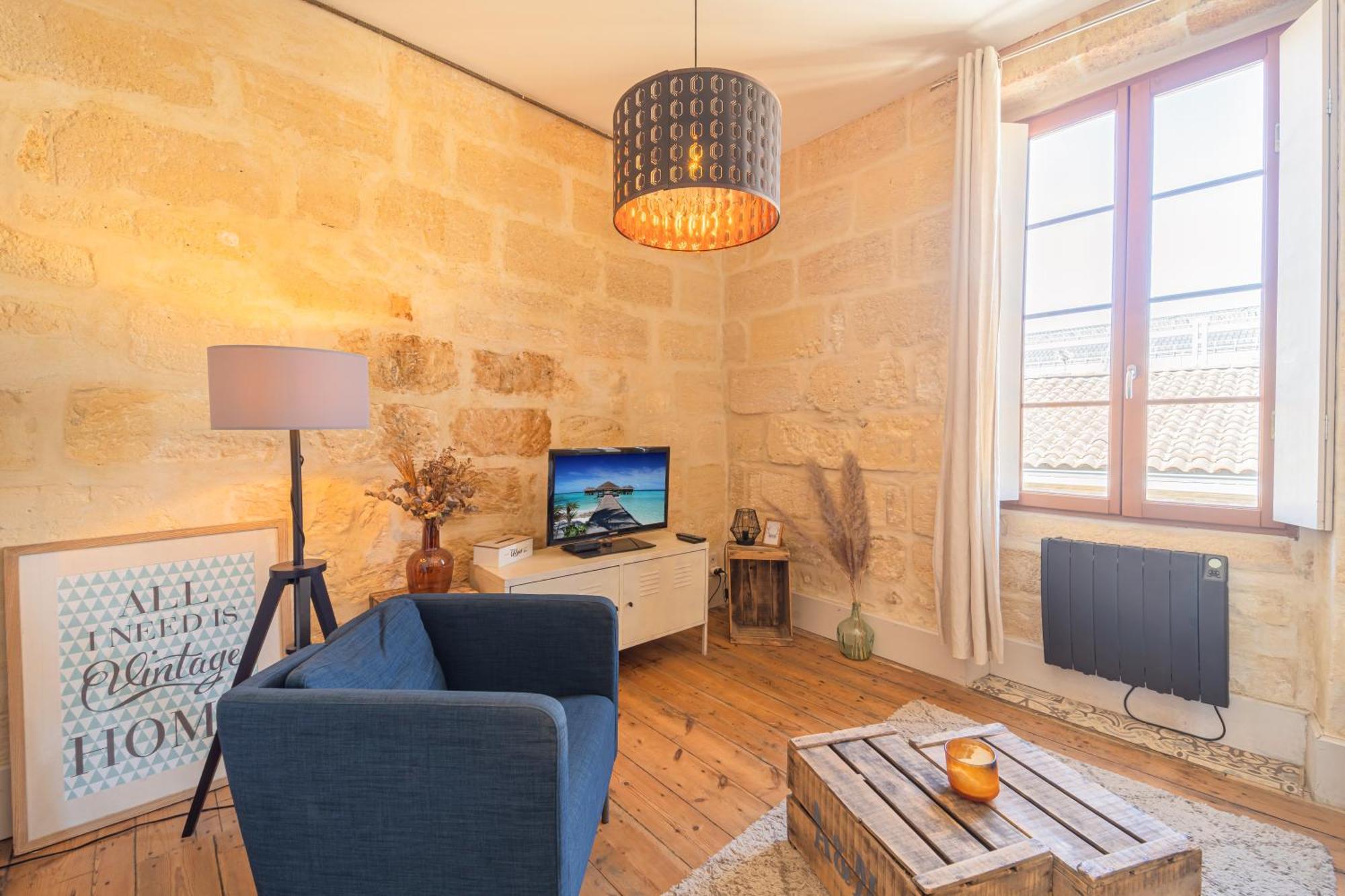 La Loge Saint Jean By Cecile & Jean-baptiste *