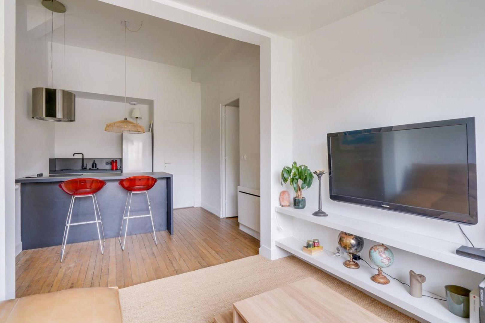 Appartement Charming, Modern Flat With Private Parking Bordeaux